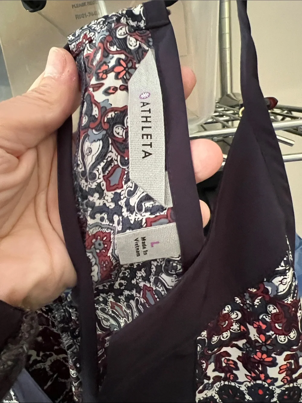 Athleta Navy and Burgundy Printed Sleeveless Silky Tunic Tank Top L NEW no Tag - Picture 3 of 8